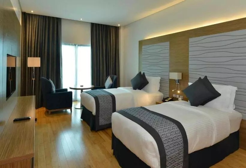 اتاق استاندارد برای معلولان, Ramada By Wyndham Manama City Centre