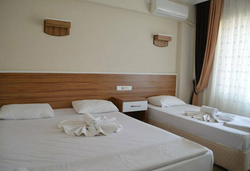 Quarto Triplo Estandar, Seda