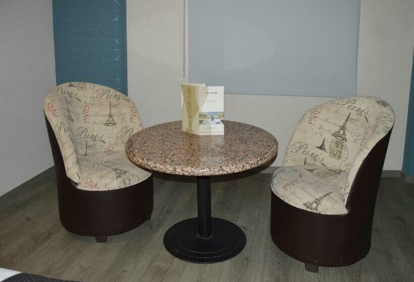 اتاق سوپریور با تخت بزرگ, Seoul