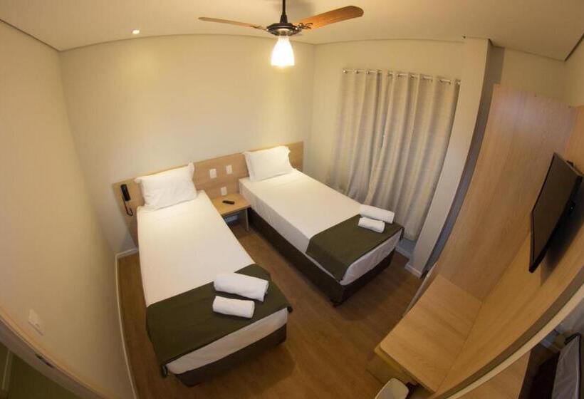 חדר סטנדרט, Toyo Inn