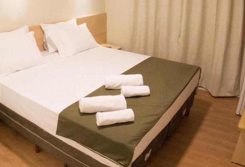 חדר סופריור, Toyo Inn