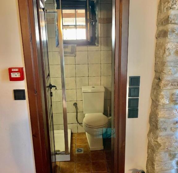 וילה בת חדר שינה 1, Oriades