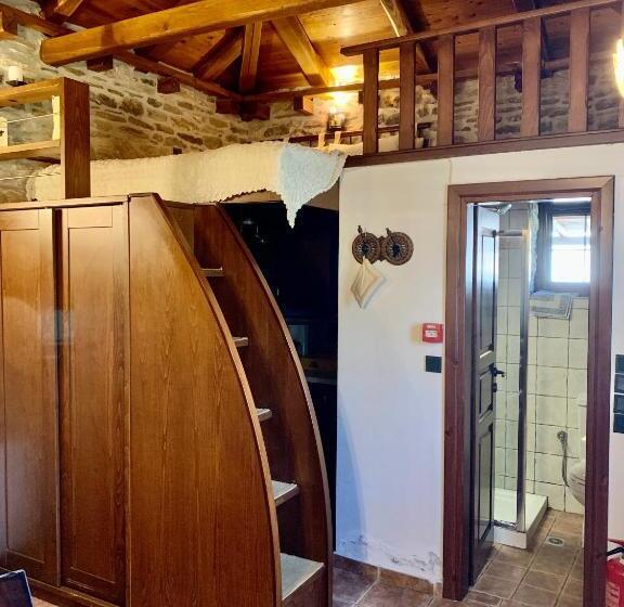 וילה בת חדר שינה 1, Oriades