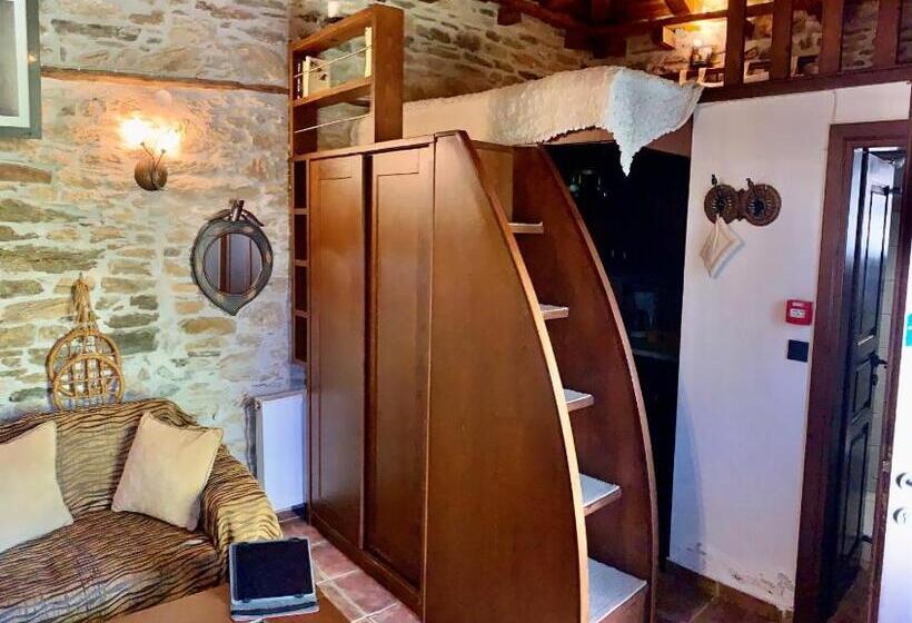 וילה בת חדר שינה 1, Oriades