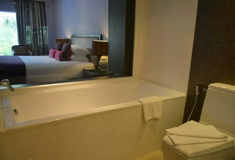 Deluxe-huone King-vuode, Sir James Resort