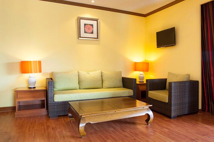 סוויטה משפחתית, Sir James Resort