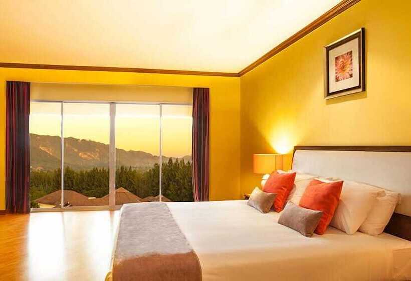 סוויטה משפחתית, Sir James Resort