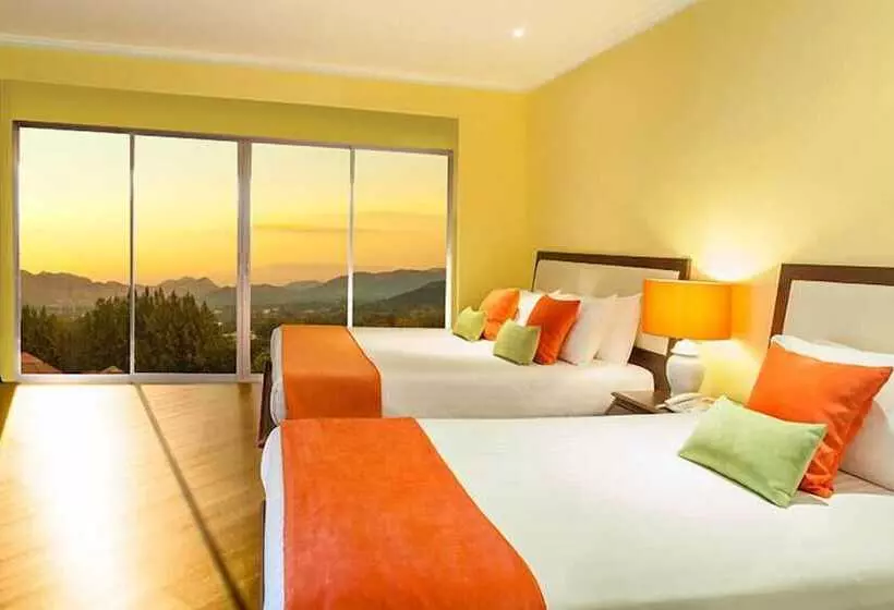 Executive-sviitti, Sir James Resort