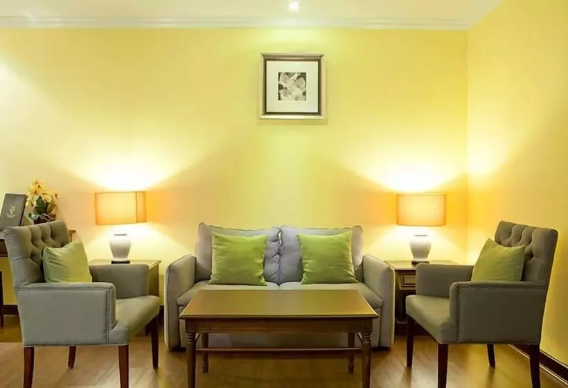 Executive-sviitti, Sir James Resort