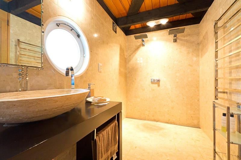 חדר סטנדרט חדר אמבטיה משותף, Tivoli Homestay