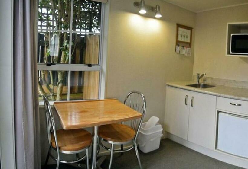 غرفة قياسية, Cottage Mews Motel