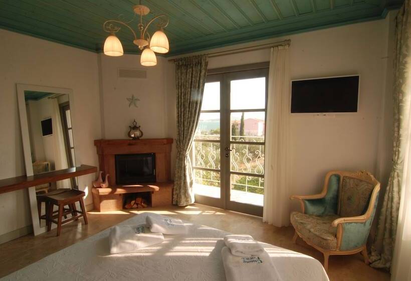 Pokój Deluxe Widok Morze, Cunda Fora