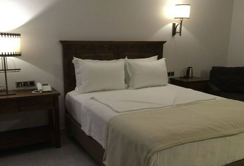 اتاق استاندارد با چشم‌انداز باغ, Cunda Labris