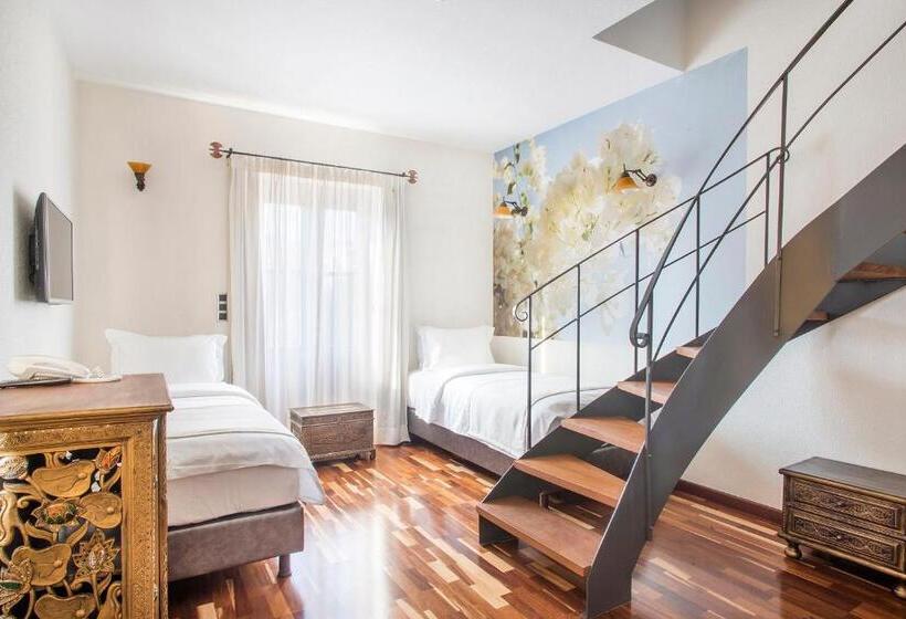 سوییت دوبلکس, Cunda Labris