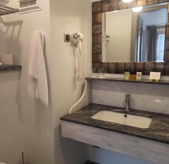 اتاق استاندارد با چشم‌انداز باغ, Cunda Labris