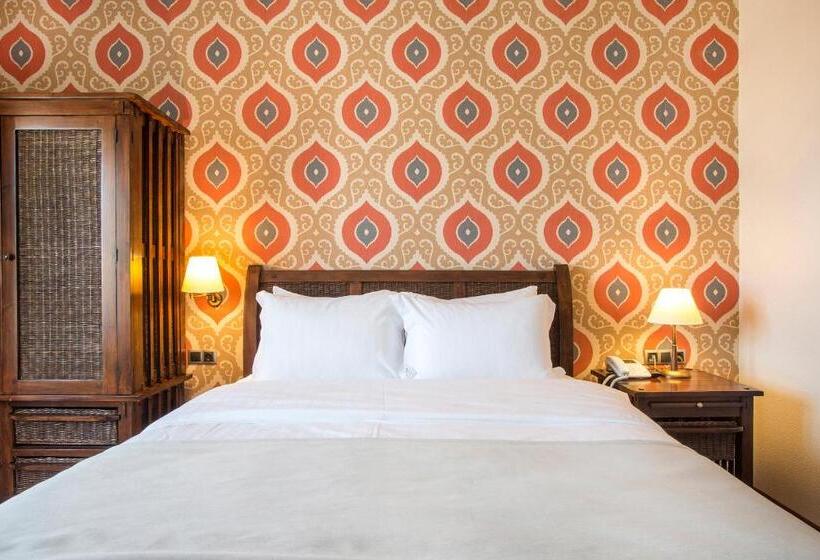 اتاق استاندارد با بالکن و چشم‌انداز دریا, Cunda Labris