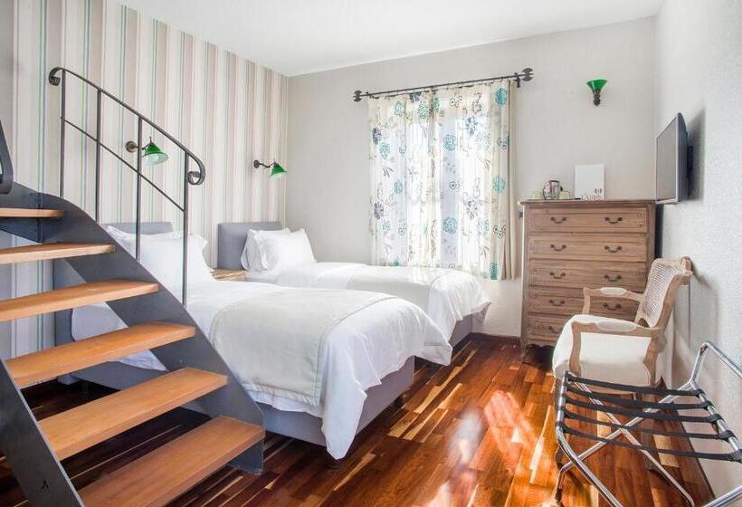 سوییت دوبلکس, Cunda Labris