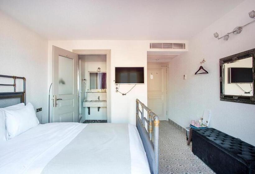 اتاق استاندارد با تراس, Cunda Labris