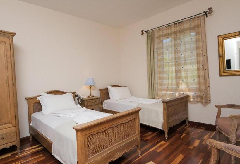 اتاق استاندارد با چشم‌انداز باغ, Cunda Labris