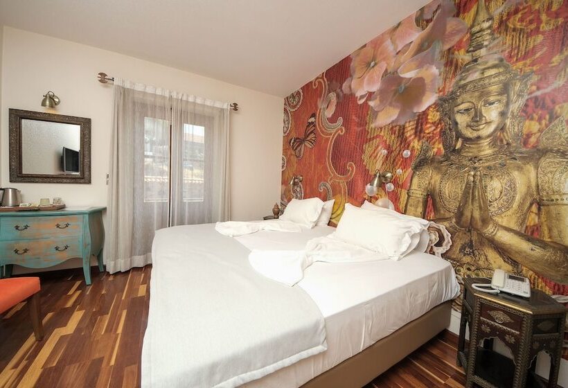 اتاق استاندارد با چشم‌انداز باغ, Cunda Labris