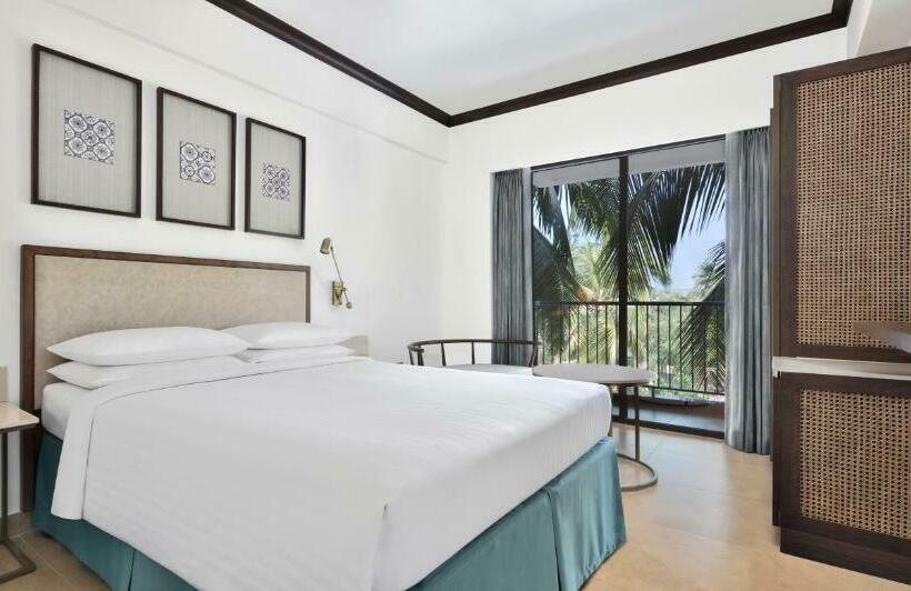 스탠다드 룸 퀸사이즈 침대, Fairfield By Marriott Goa Anjuna