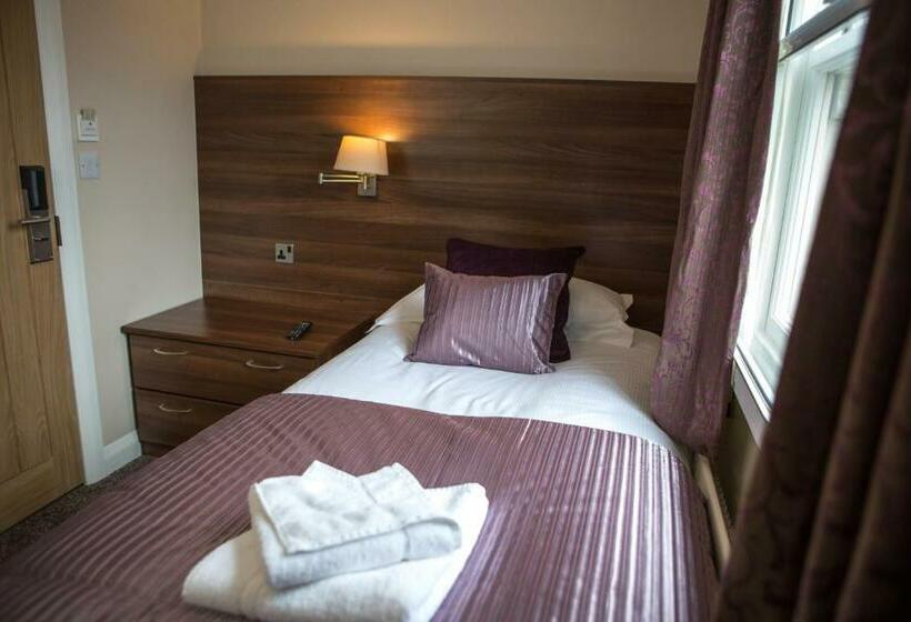 غرفة قياسية فردية, Foundry 34