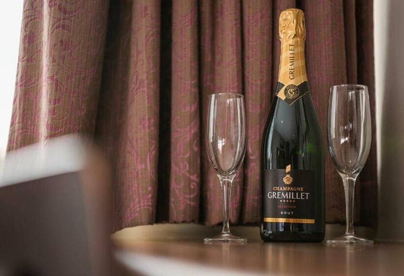 غرفة قياسية, Foundry 34