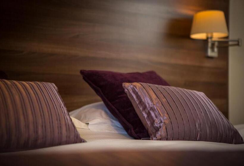 غرفة قياسية, Foundry 34