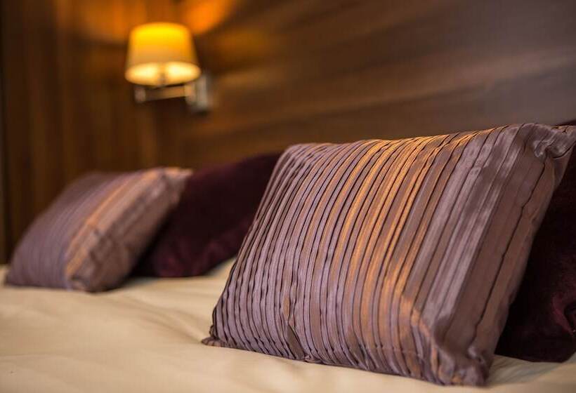 غرفة قياسية, Foundry 34