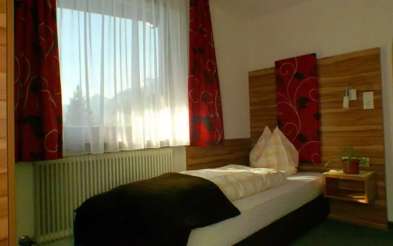 スタンダードシングルルーム, Gasthof Pension Alpenblick