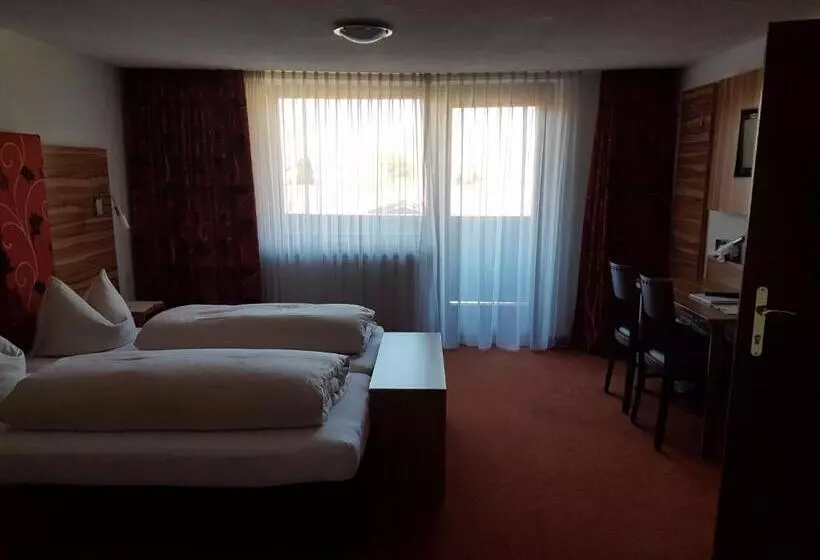 ベーシックトリプルルーム, Gasthof Pension Alpenblick