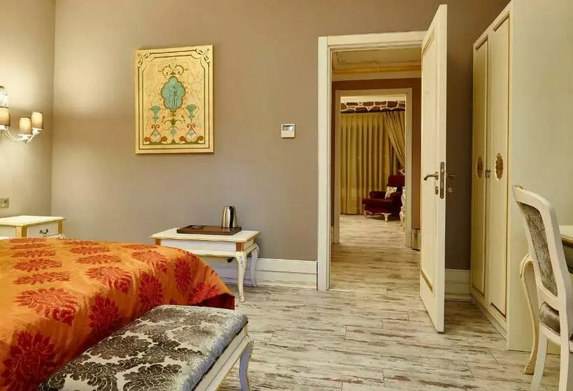 سوییت, L Agora Old Town Hotel & Bazaar