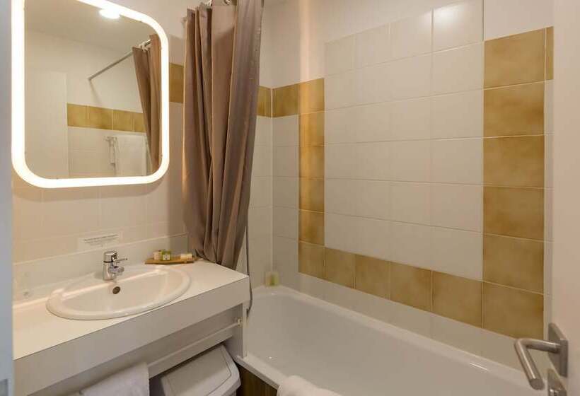 スタンダードルーム, Les Secrets Château Pey La Tour   Logis Hôtels & Restaurant