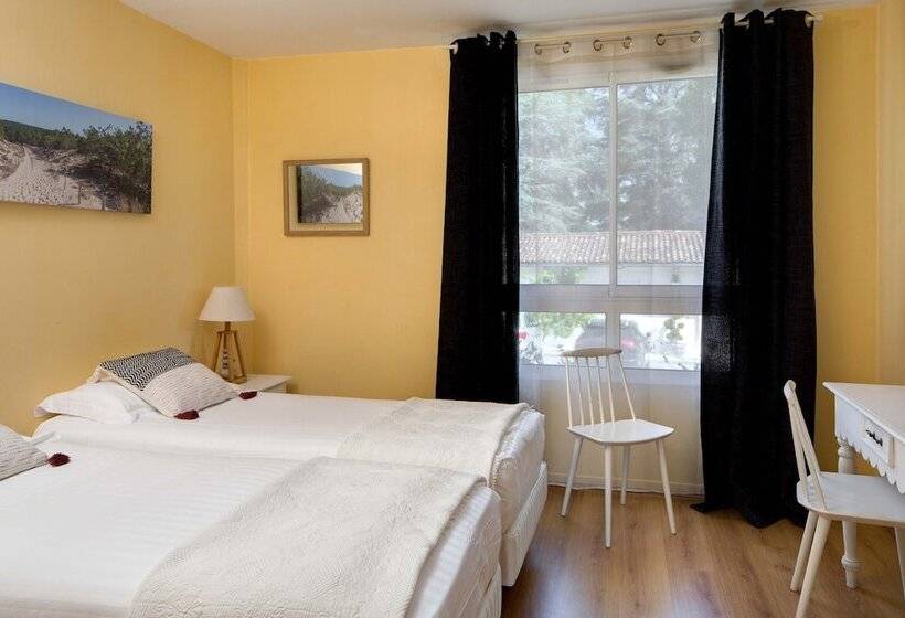 Номер Стандарт, Les Secrets Château Pey La Tour   Logis Hôtels & Restaurant