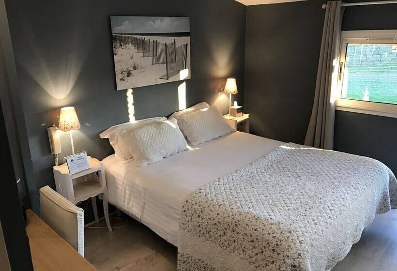 ガーデンビュースタンダードルーム, Les Secrets Château Pey La Tour   Logis Hôtels & Restaurant