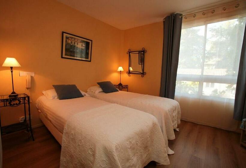 スタンダードルーム, Les Secrets Château Pey La Tour   Logis Hôtels & Restaurant