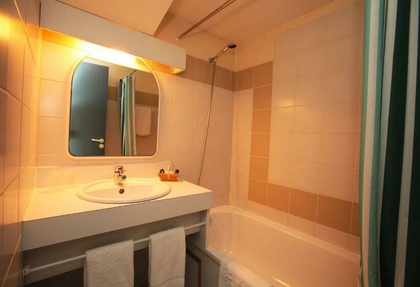 スタンダードルーム, Les Secrets Château Pey La Tour   Logis Hôtels & Restaurant