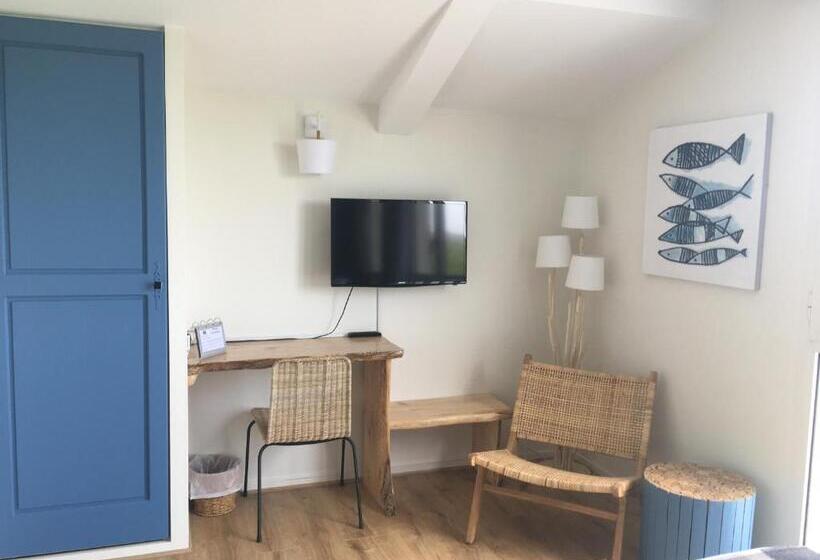 スーペリアールーム, Les Secrets Château Pey La Tour   Logis Hôtels & Restaurant