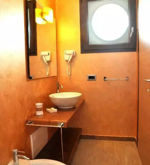 スタンダードルーム, Porta Rosa