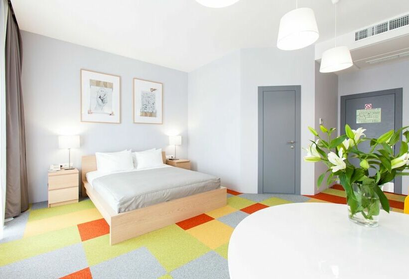 اتاق سوپریور, Rakurs