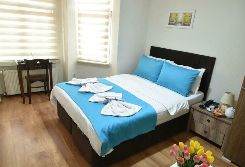 スタンダードルーム, Taksim Trust