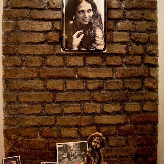 スタンダードルーム, Taksim Trust