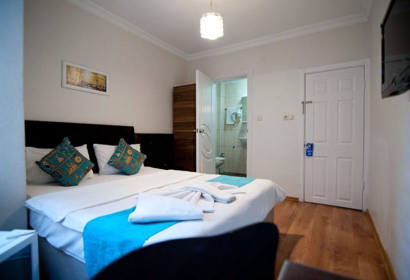 スタンダードルーム, Taksim Trust