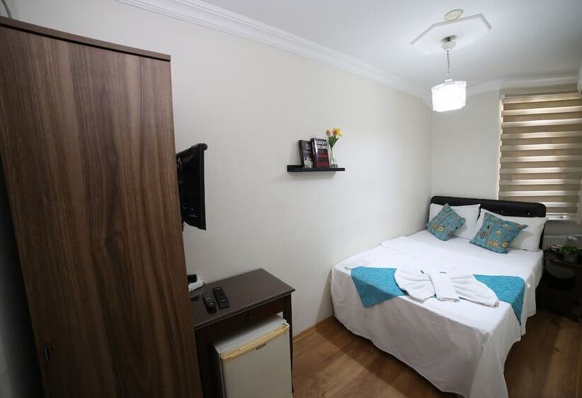 エコノミールーム, Taksim Trust