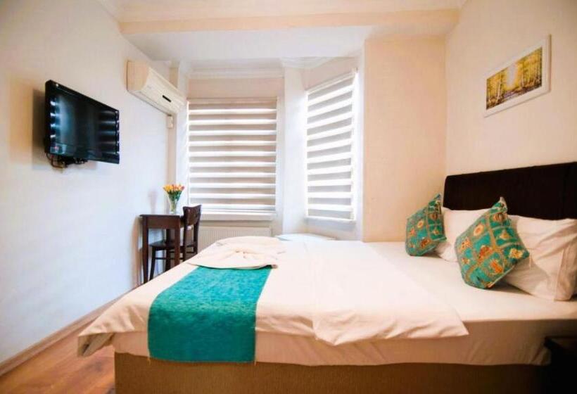 スタンダードルーム, Taksim Trust