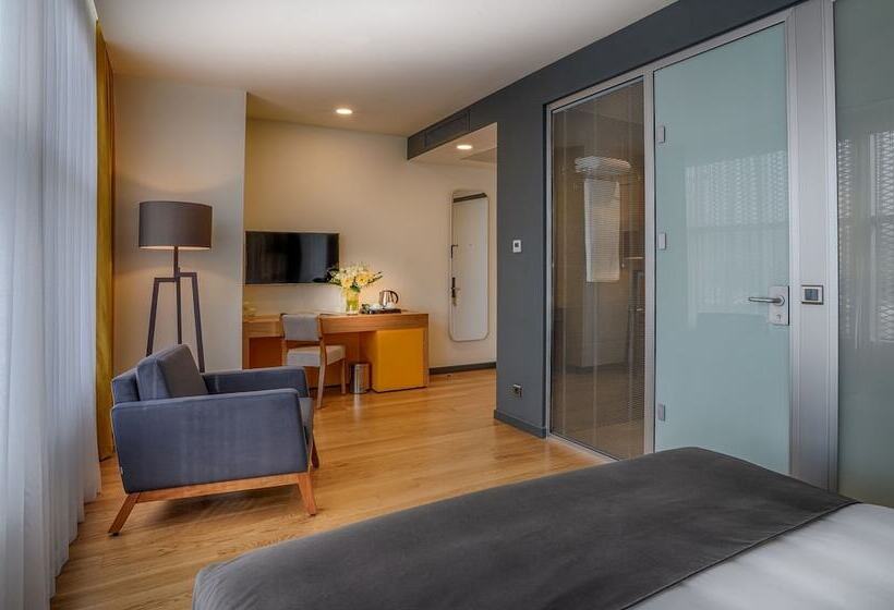 اتاق لوکس, Tav Airport Hotel Izmir