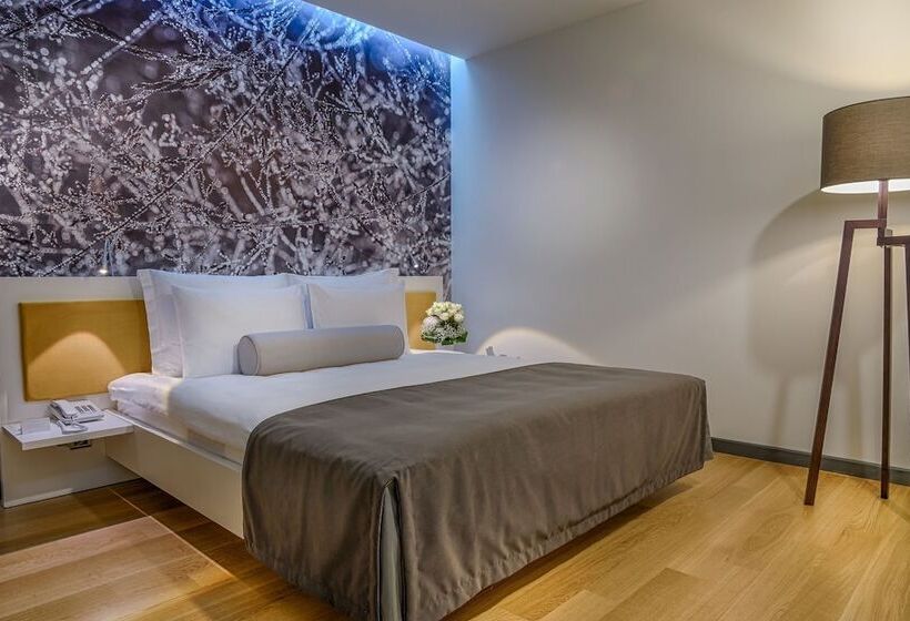 سوییت, Tav Airport Hotel Izmir