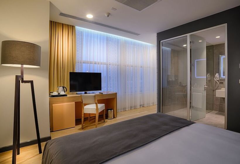 スイート, Tav Airport Hotel Izmir