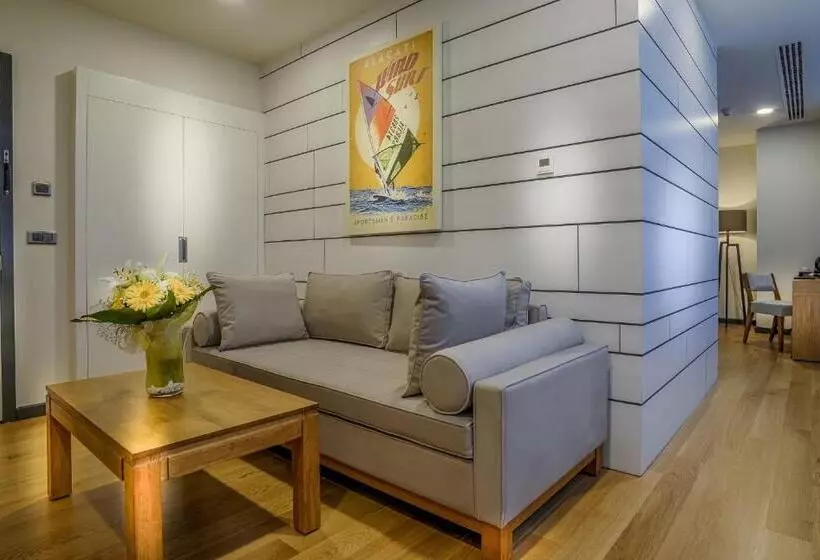سوییت, Tav Airport Hotel Izmir