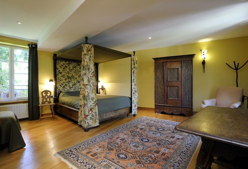 חדר סופריור, La Bonneterie